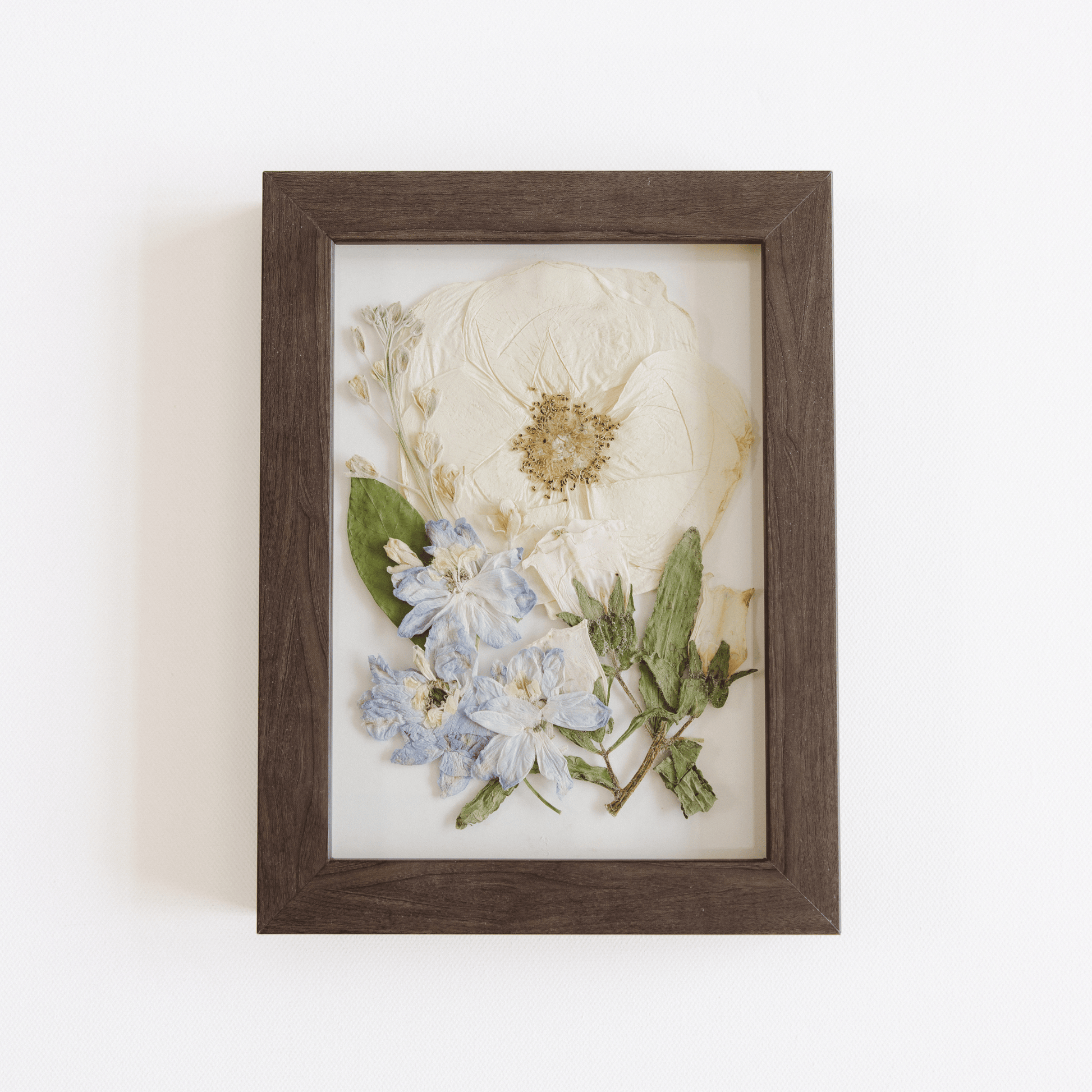Boutonniere Frame - The Petal Press
